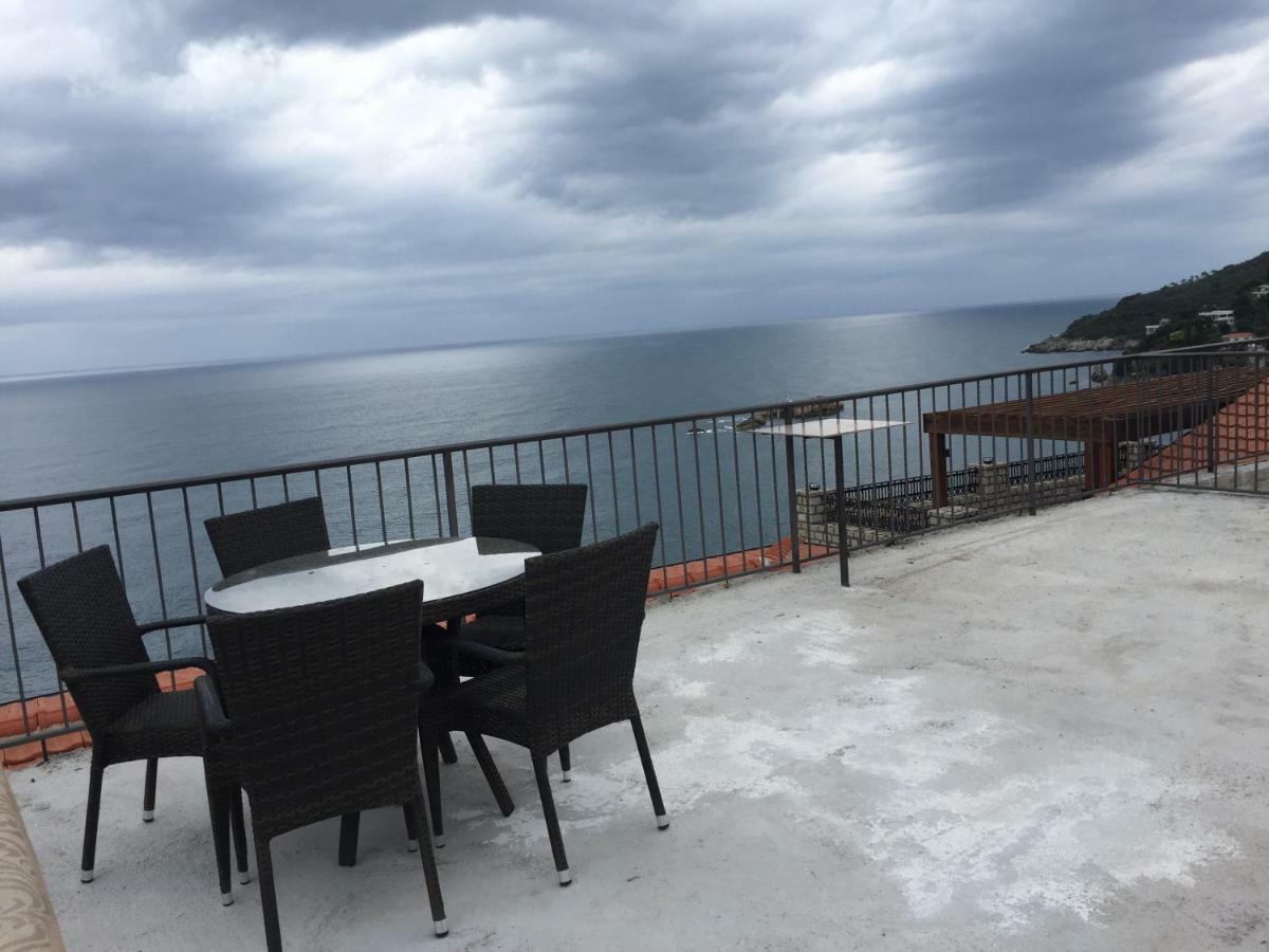 Gusar Apartment